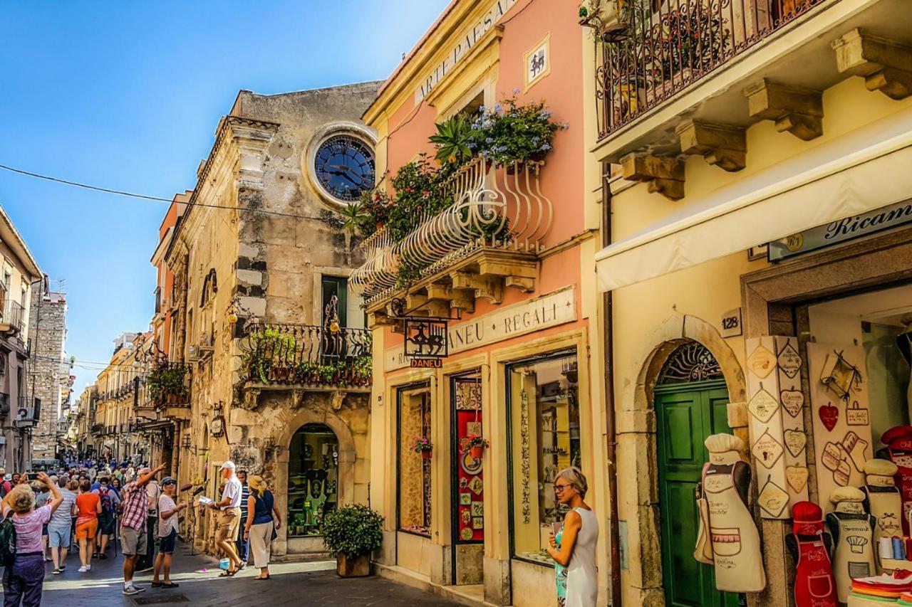 Patry' House Giardini Naxos Exterior foto