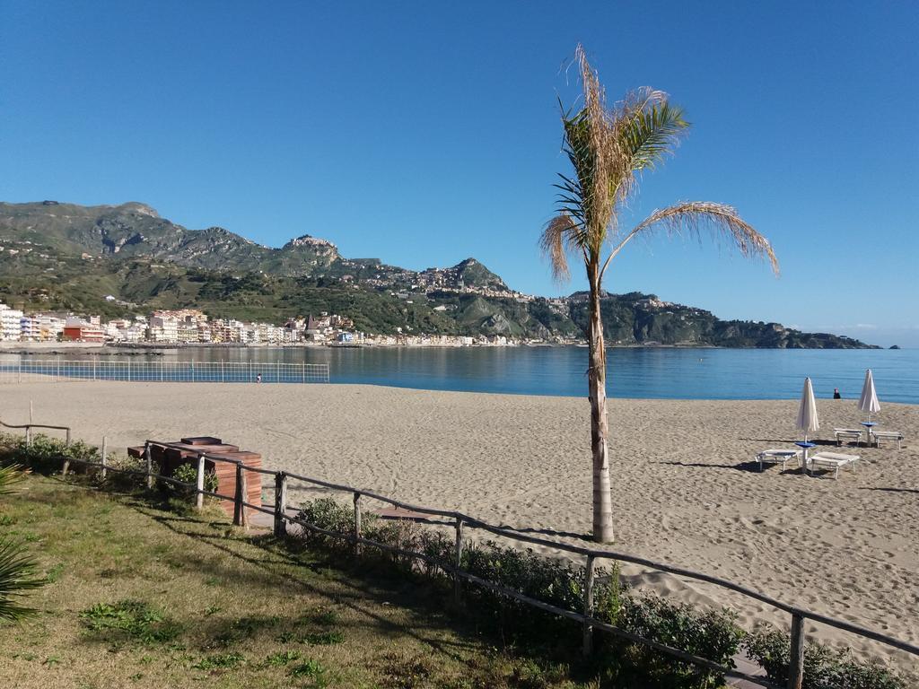 Patry' House Giardini Naxos Exterior foto